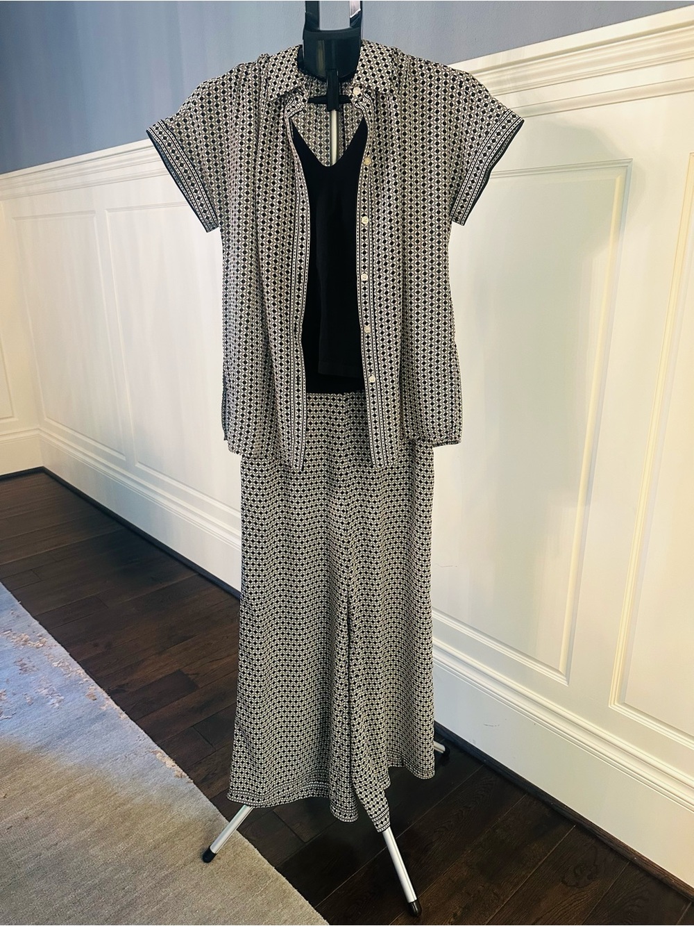 Max Studio Black & White PJ style matching set